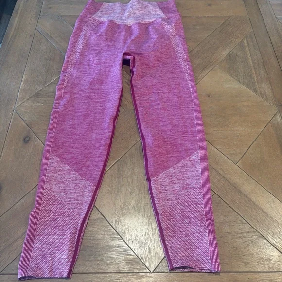 PINK Victoria's Secret Leggings Seamless Best Butt Pink Women’s Size Large - Picture 5 of 8